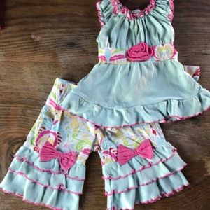 Boutique Floral Ruffle Set 12-18mo play condition